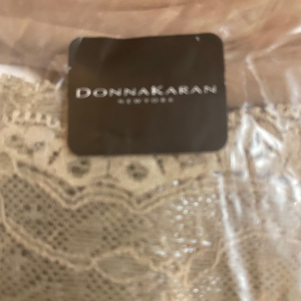 Donna Karen hosiery nudge wide lace top Thigh High stay ups